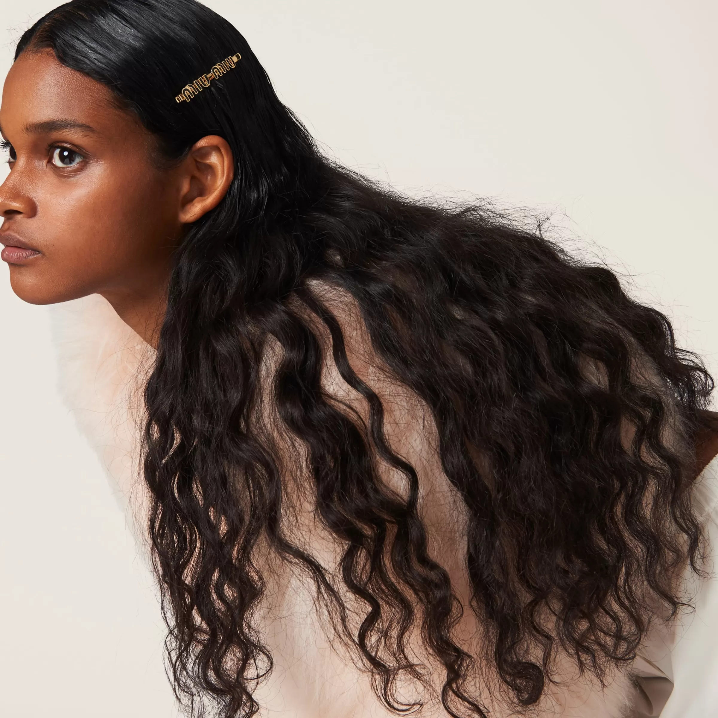 Miu Miu Enameled Metal Hair Clip |