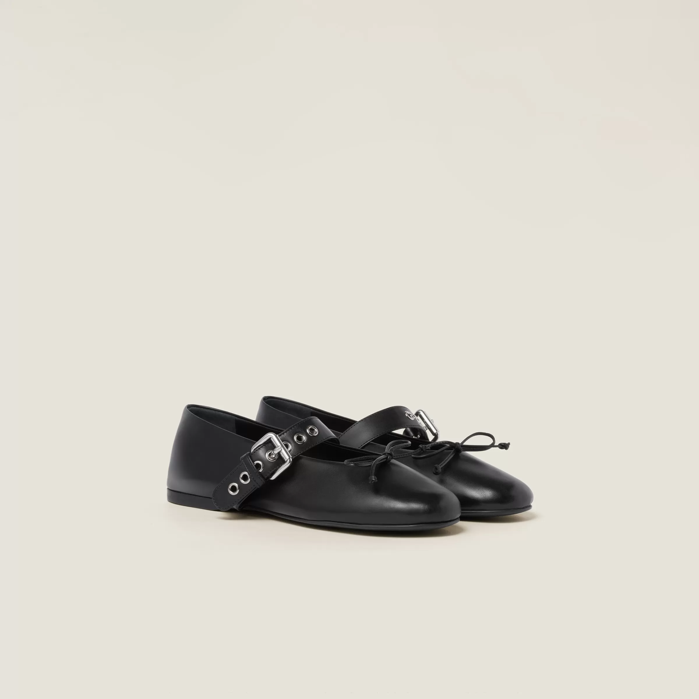 Miu Miu Leather Ballerinas |