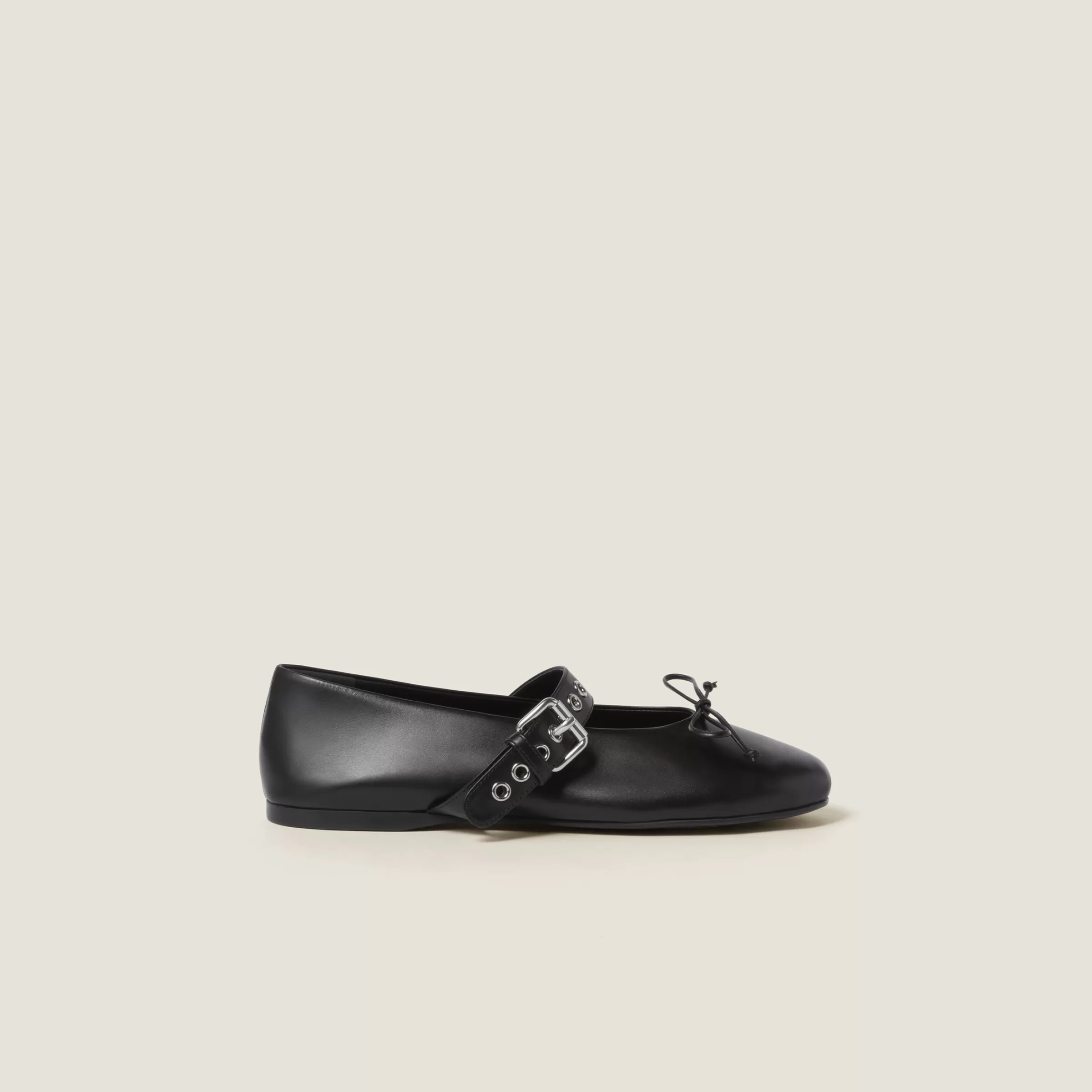 Miu Miu Leather Ballerinas |