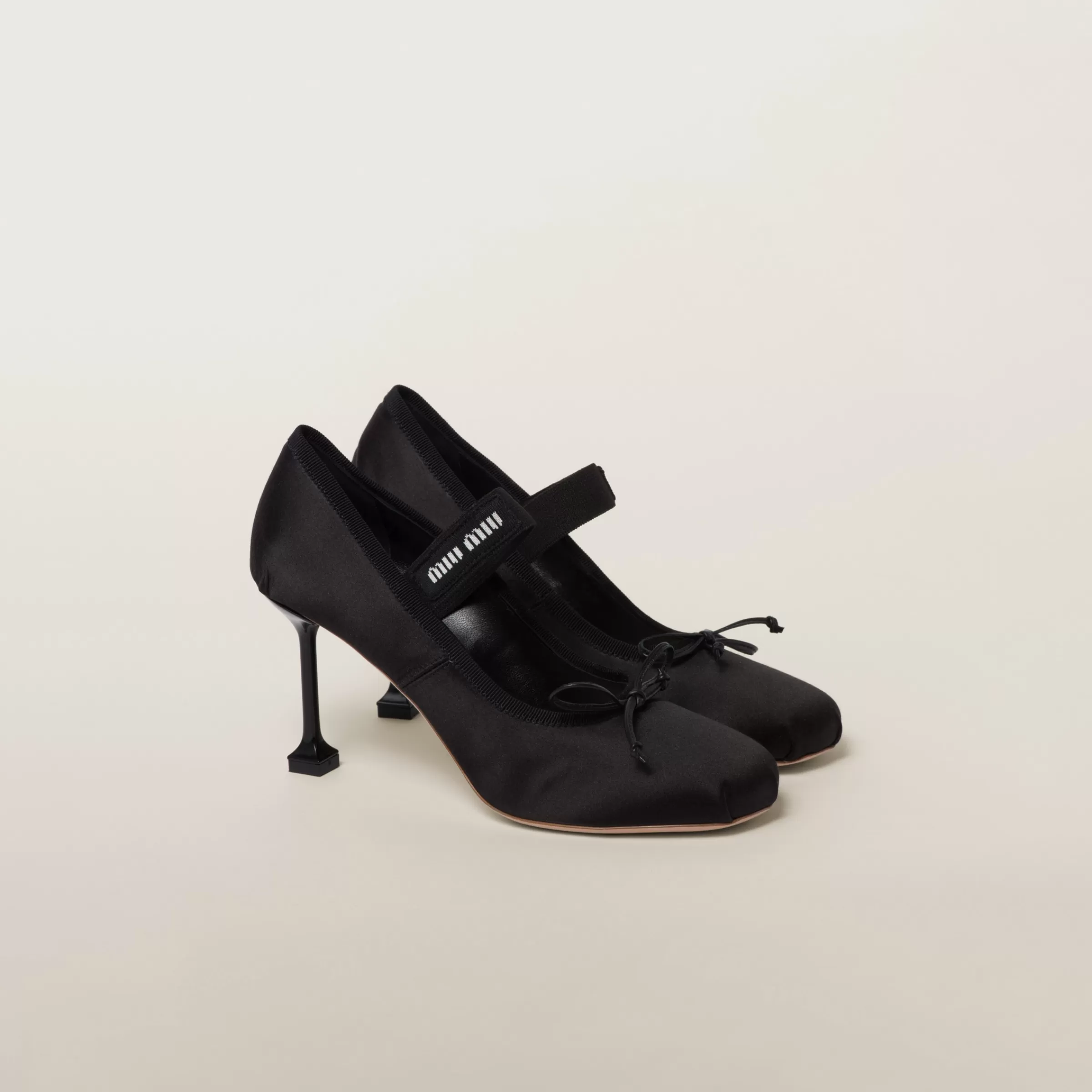 Miu Miu Satin Pumps |