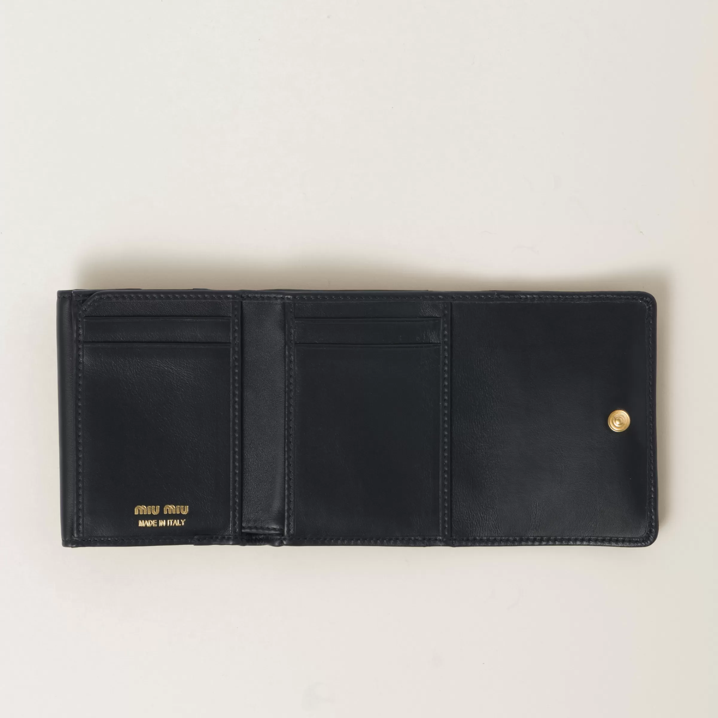 Miu Miu Small Leather Wallet |