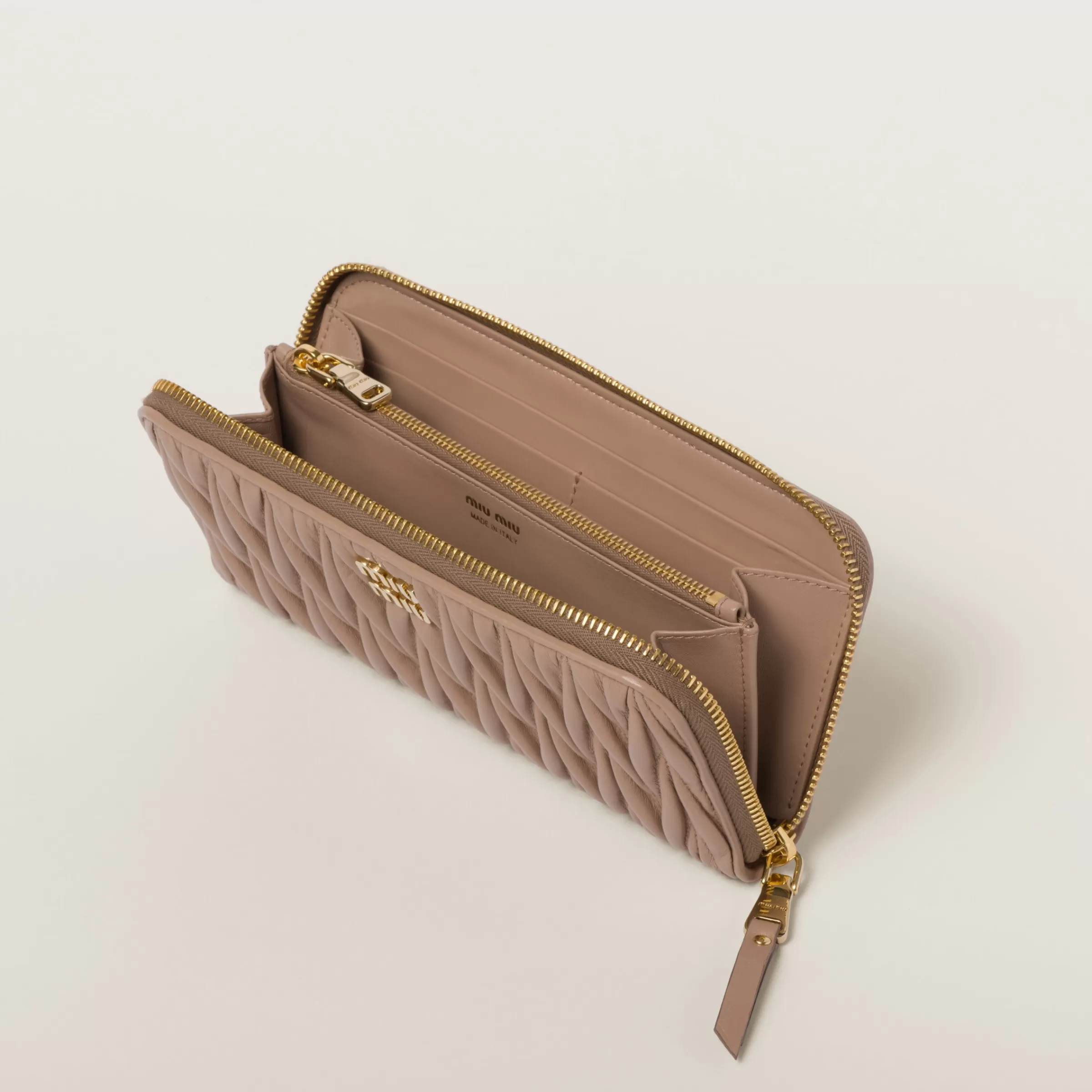 Miu Miu Large Matelassé Nappa Leather Wallet |