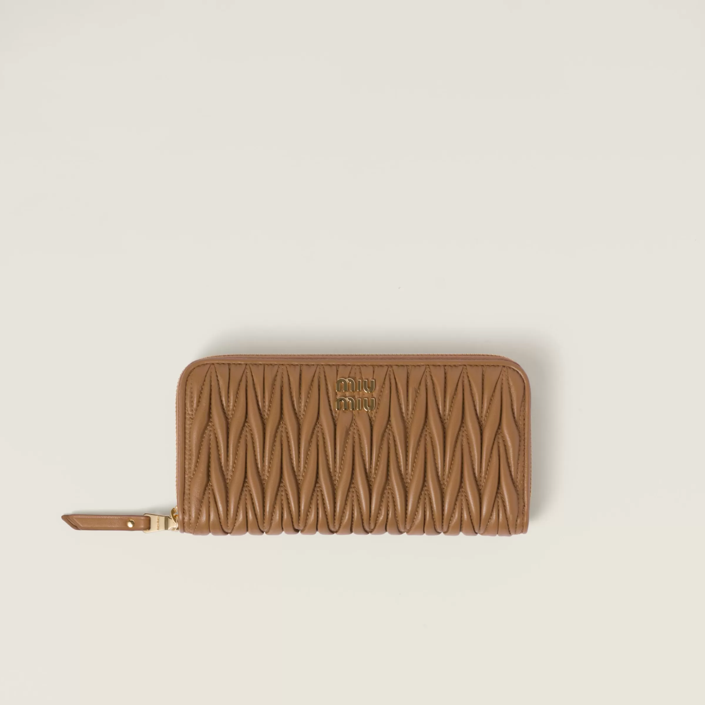 Miu Miu Large Matelassé Nappa Leather Wallet |