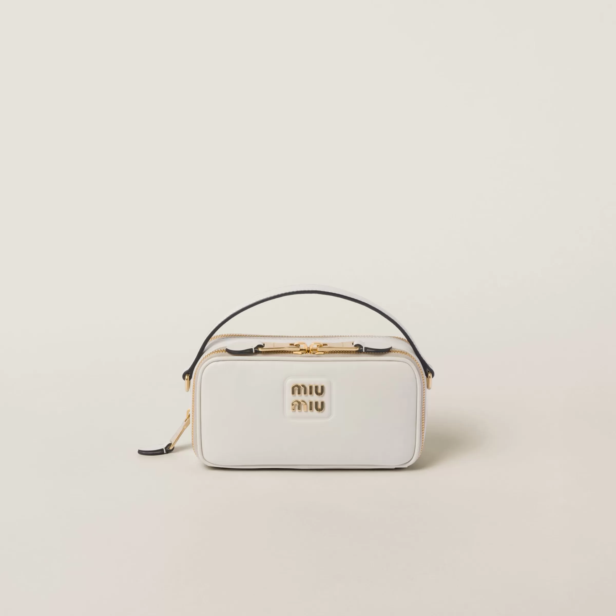 Miu Miu Leather Shoulder Bag |