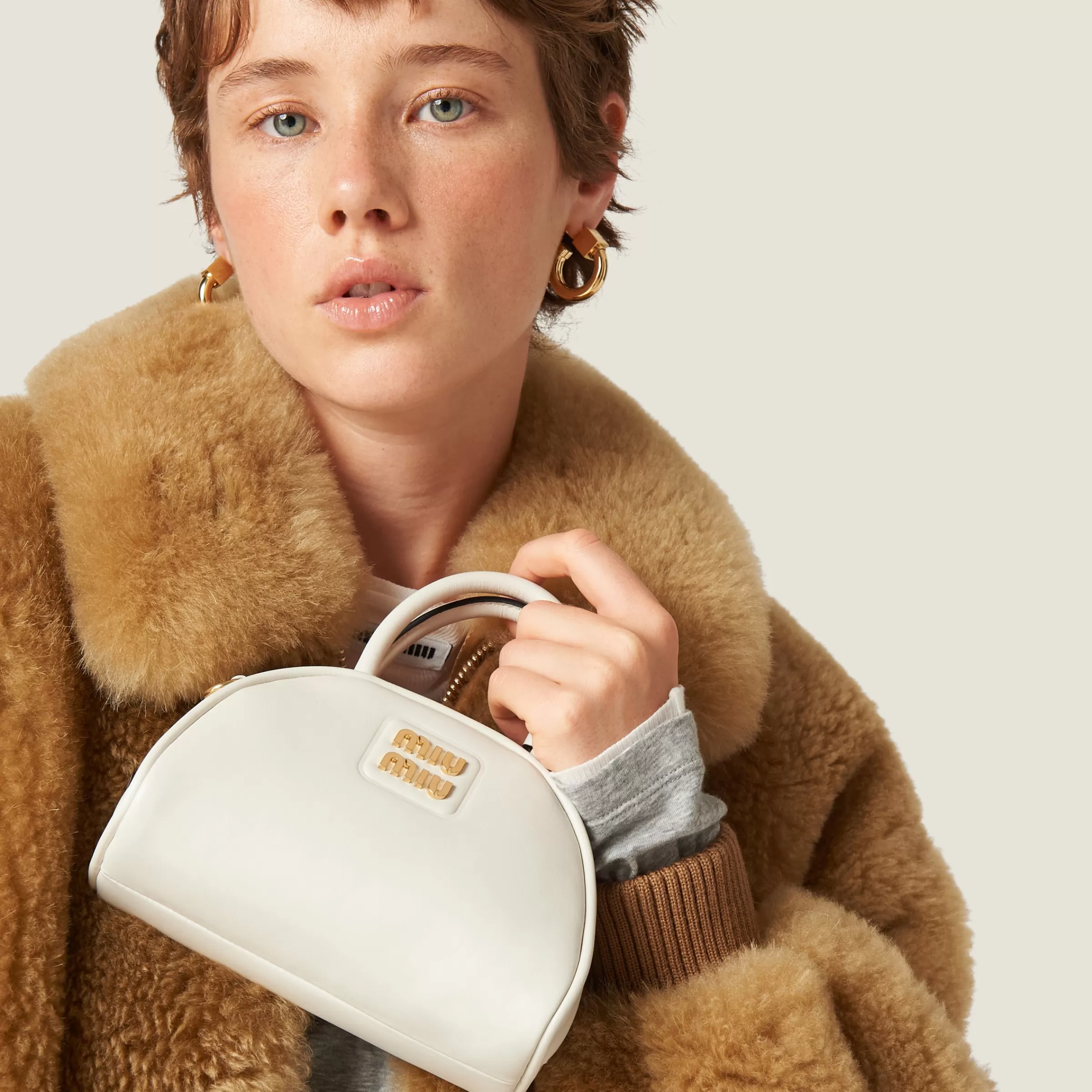 Miu Miu Leather Top-handle Bag |
