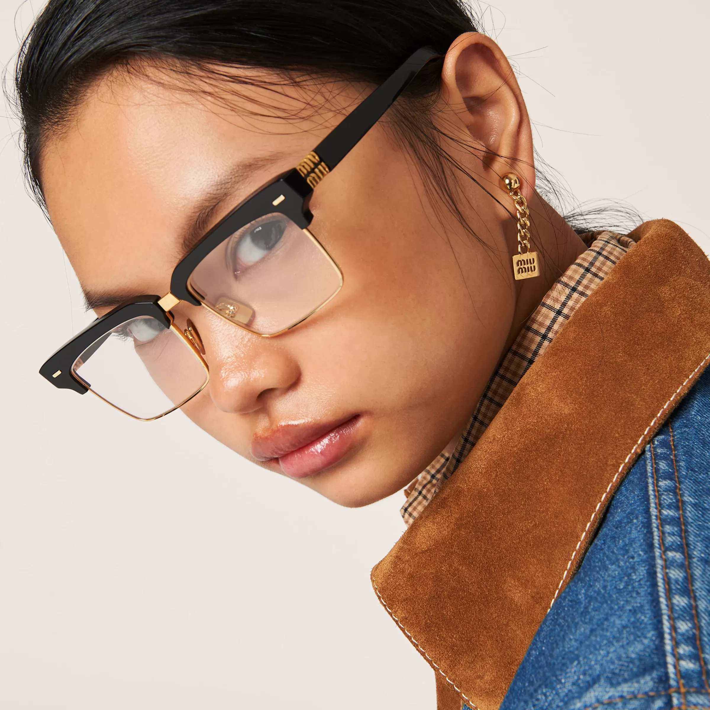Miu Miu Metal Earrings |