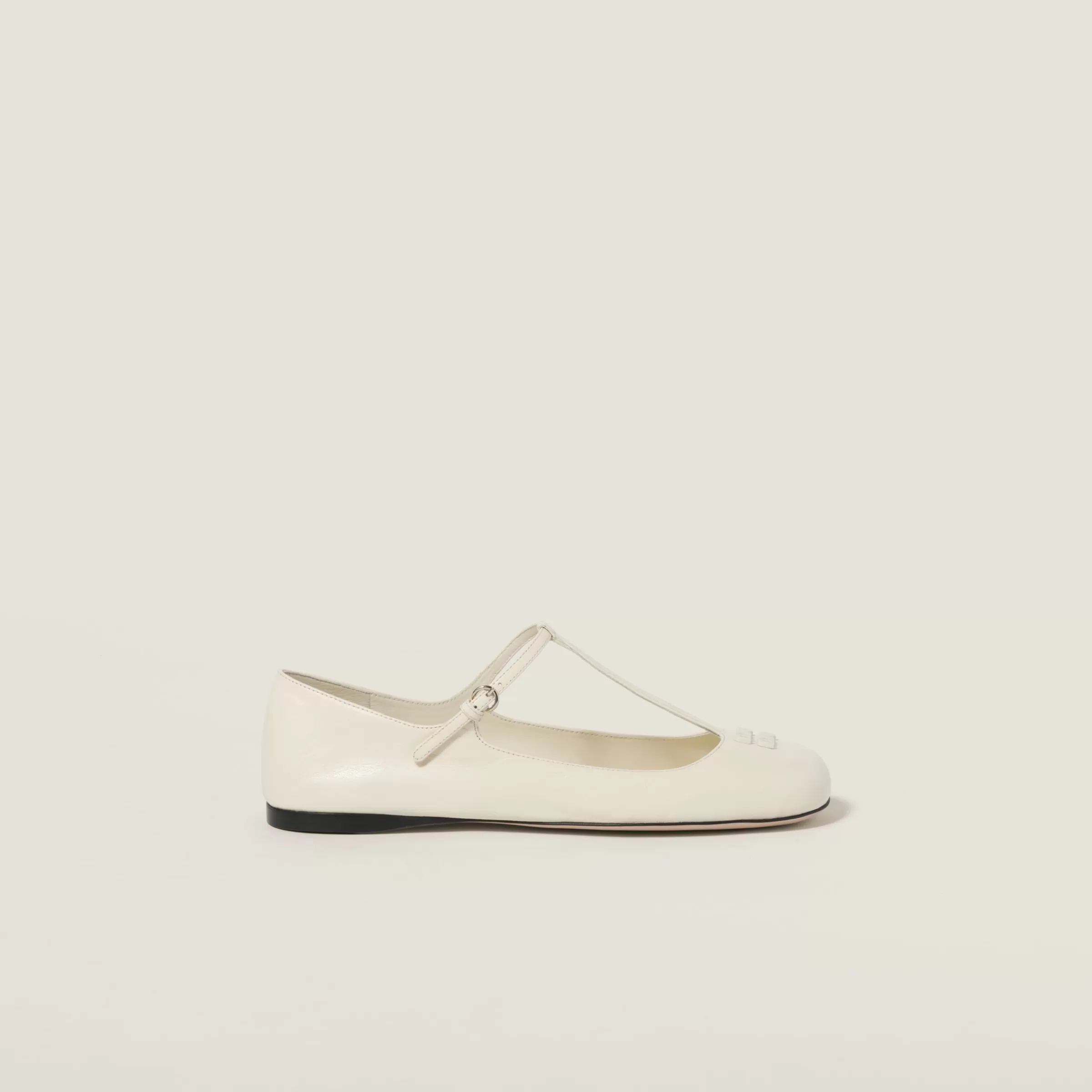 Miu Miu Leather Ballerinas |