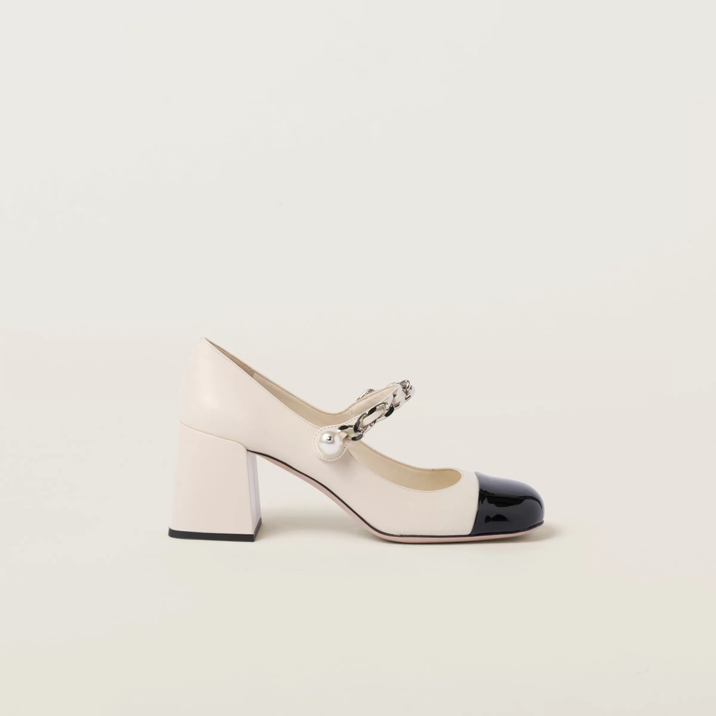 Miu Miu Leather Pumps |