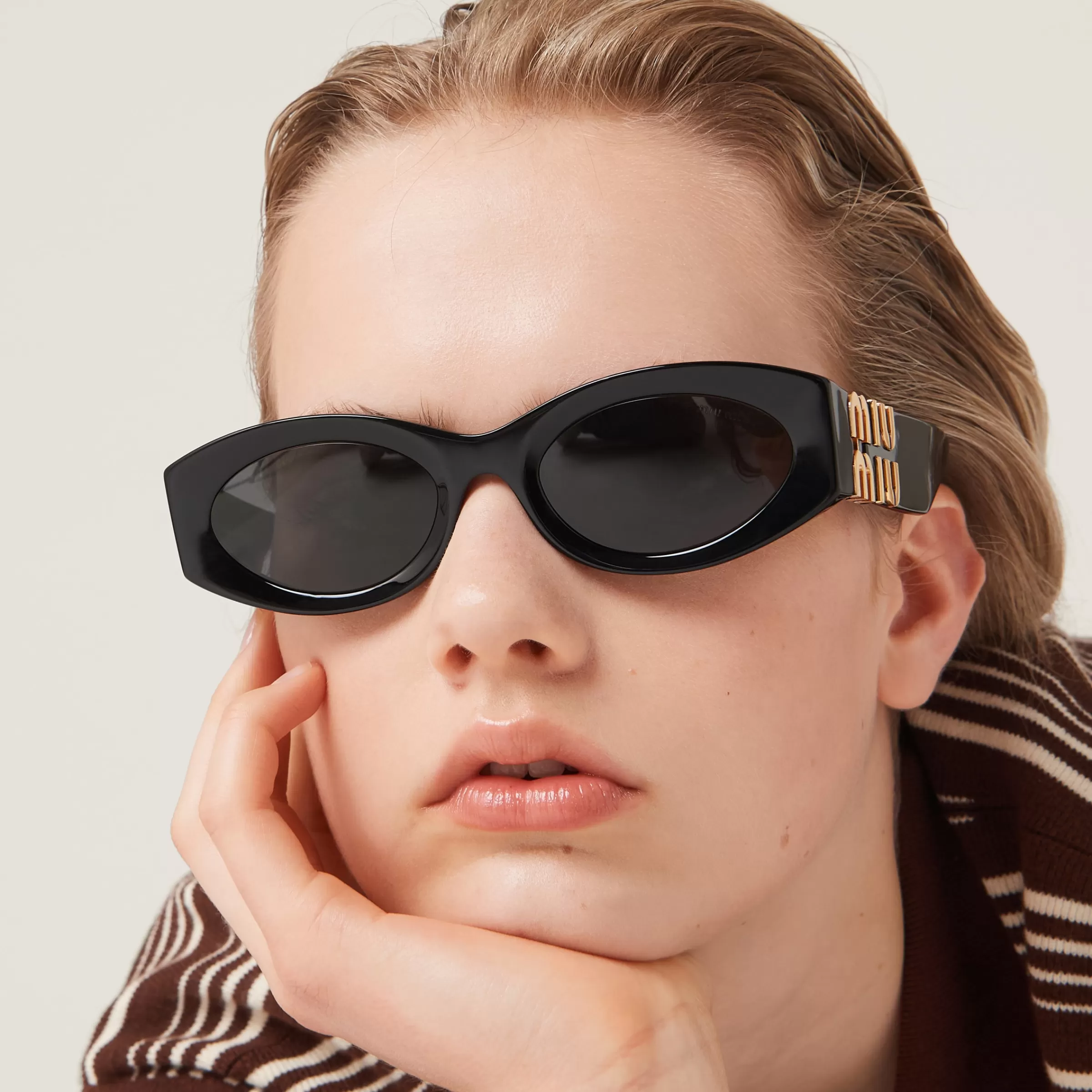 Miu Miu Miu Glimpse Sunglasses |