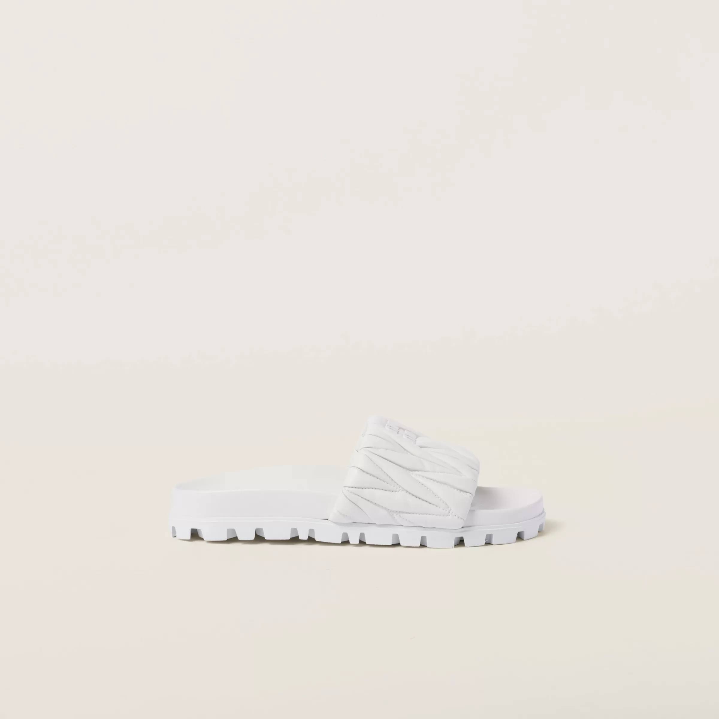 Miu Miu Matelassé Nappa Leather Slides |